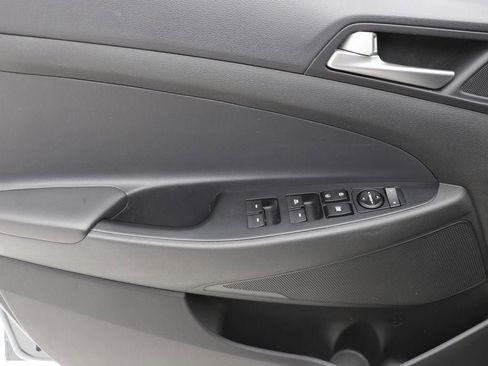 Used 2019 Hyundai Tucson SEL image 15