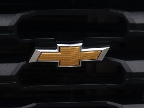 Used 2022 Chevrolet Silverado 2500 Custom w/ Custom Value Package AWD/4WD image 45