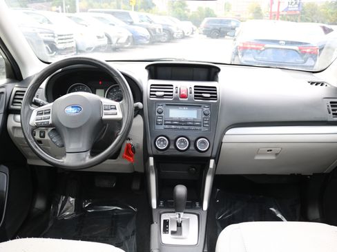 Used 2014 Subaru Forester 2.5i Premium w/ All-Weather Package image 29