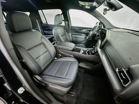 Used 2026 Chevrolet Traverse LT FWD image 33