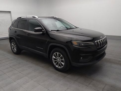 Used 2019 Jeep Cherokee Latitude Plus image 11
