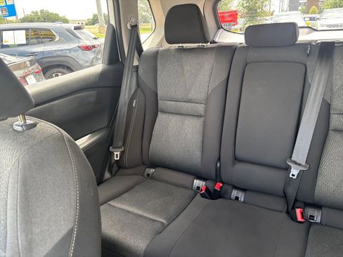 Used 2024 Nissan Rogue SV FWD image 41