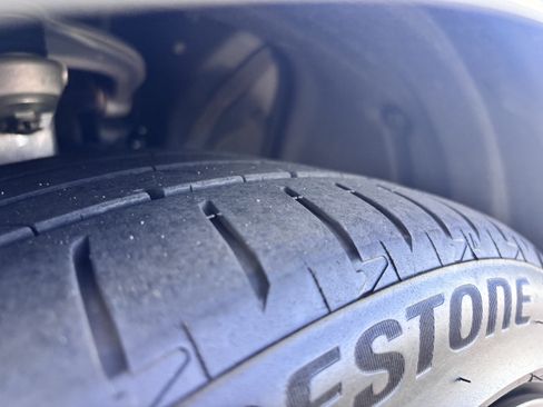 Used 2025 Lexus IS 350 F Sport RWD image 12