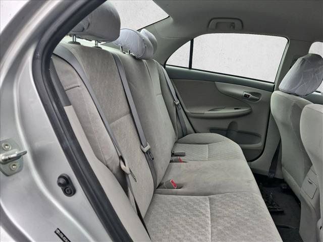 Used 2009 Toyota Corolla LE FWD image 15