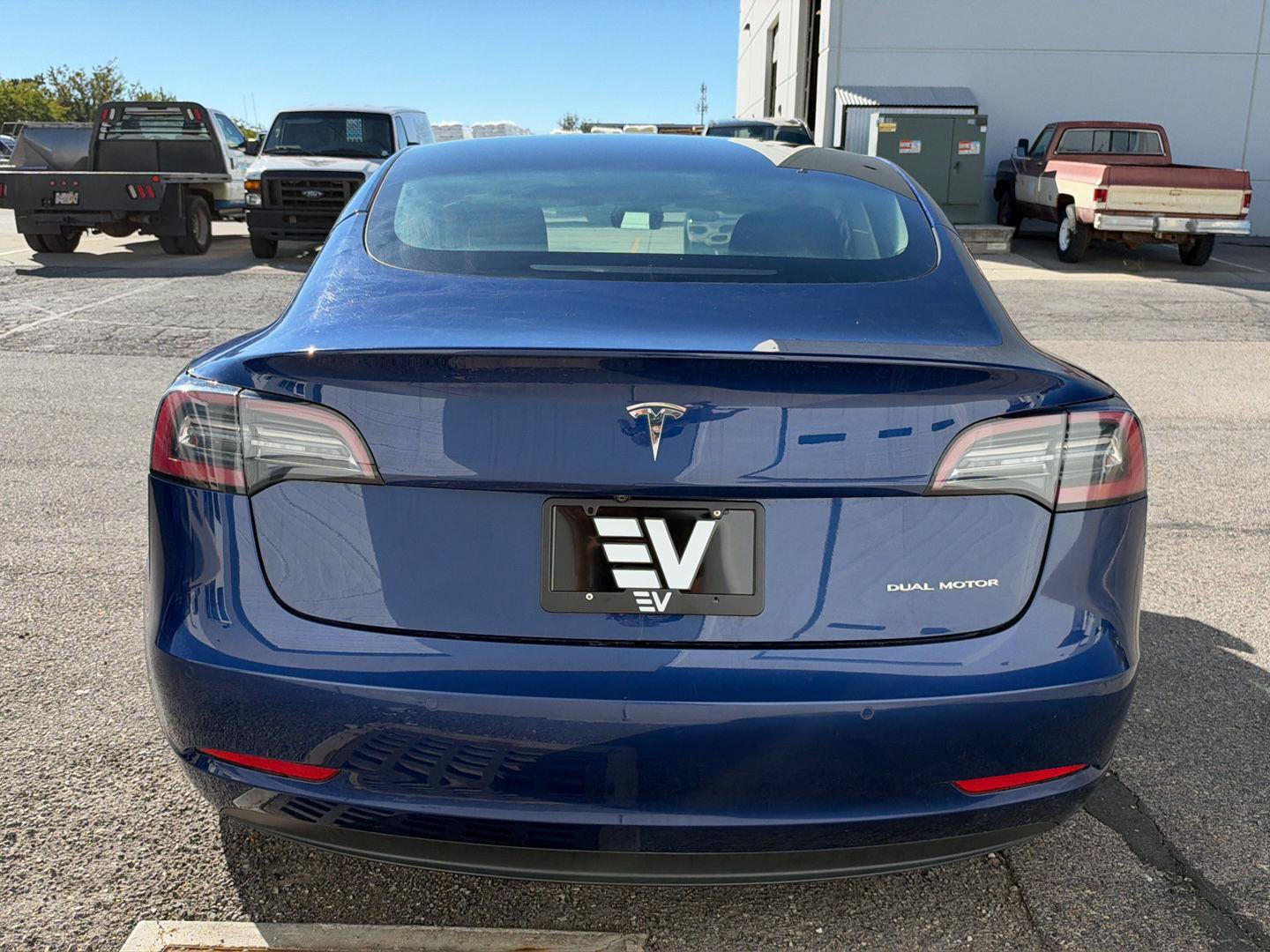 Used 2022 Tesla Model 3 Long Range AWD/4WD image 6