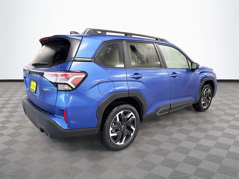 New 2025 Subaru Forester Limited image 4