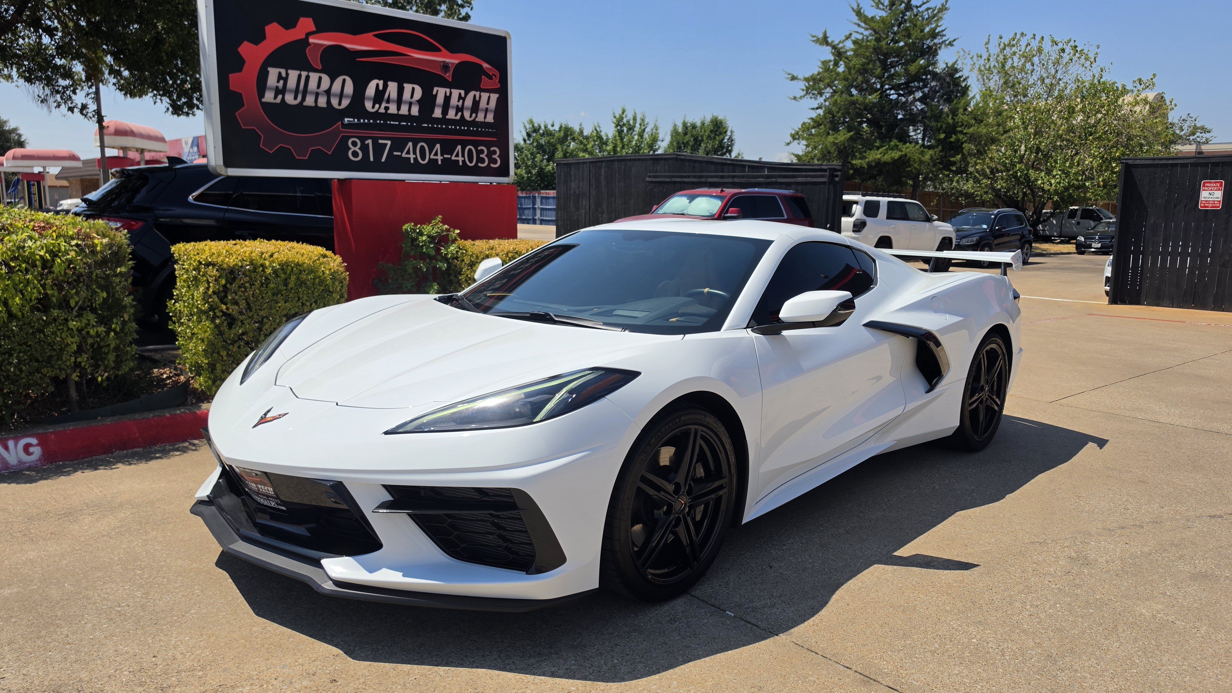 Used 2023 Chevrolet Corvette Stingray Preferred Cpe w/ Z51 Performance Package RWD image 1