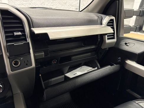 Used 2020 Ford F250 Lariat AWD/4WD image 25