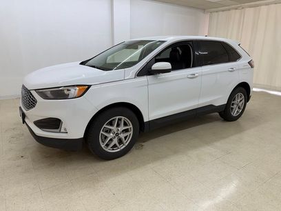 Used 2024 Ford Edge SEL w/ Convenience Package