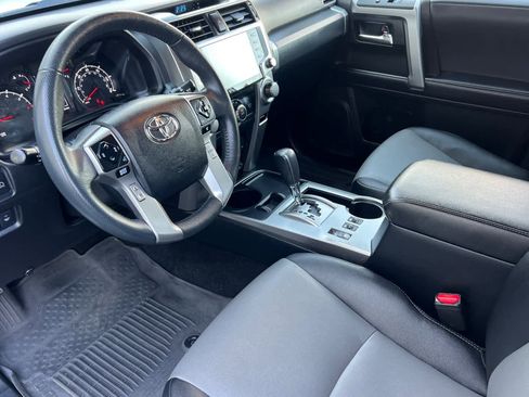Used 2022 Toyota 4Runner SR5 Premium w/ Moonroof Package image 11