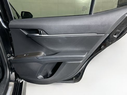 Used 2023 Toyota Camry SE image 27