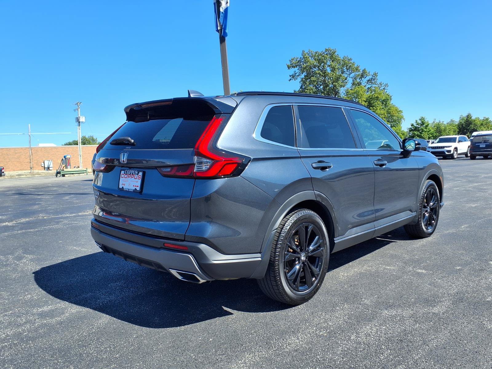 Used 2023 Honda CR-V Sport Touring image 5