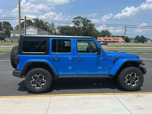 Used 2022 Jeep Wrangler Unlimited Rubicon 4xe w/ Steel Bumper Group AWD/4WD image 4