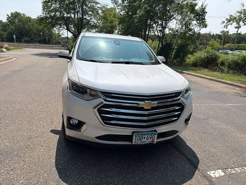 Used 2018 Chevrolet Traverse High Country w/ LPO, Floor Liner Package AWD/4WD image 8