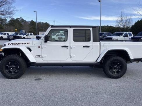 Used 2023 Jeep Gladiator Mojave w/ LED Lighting Group AWD/4WD image 2