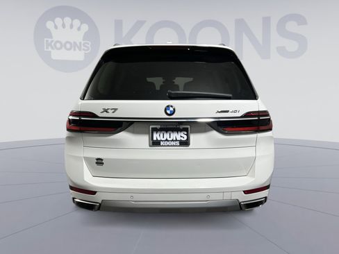 Used 2023 BMW X7 xDrive40i image 5