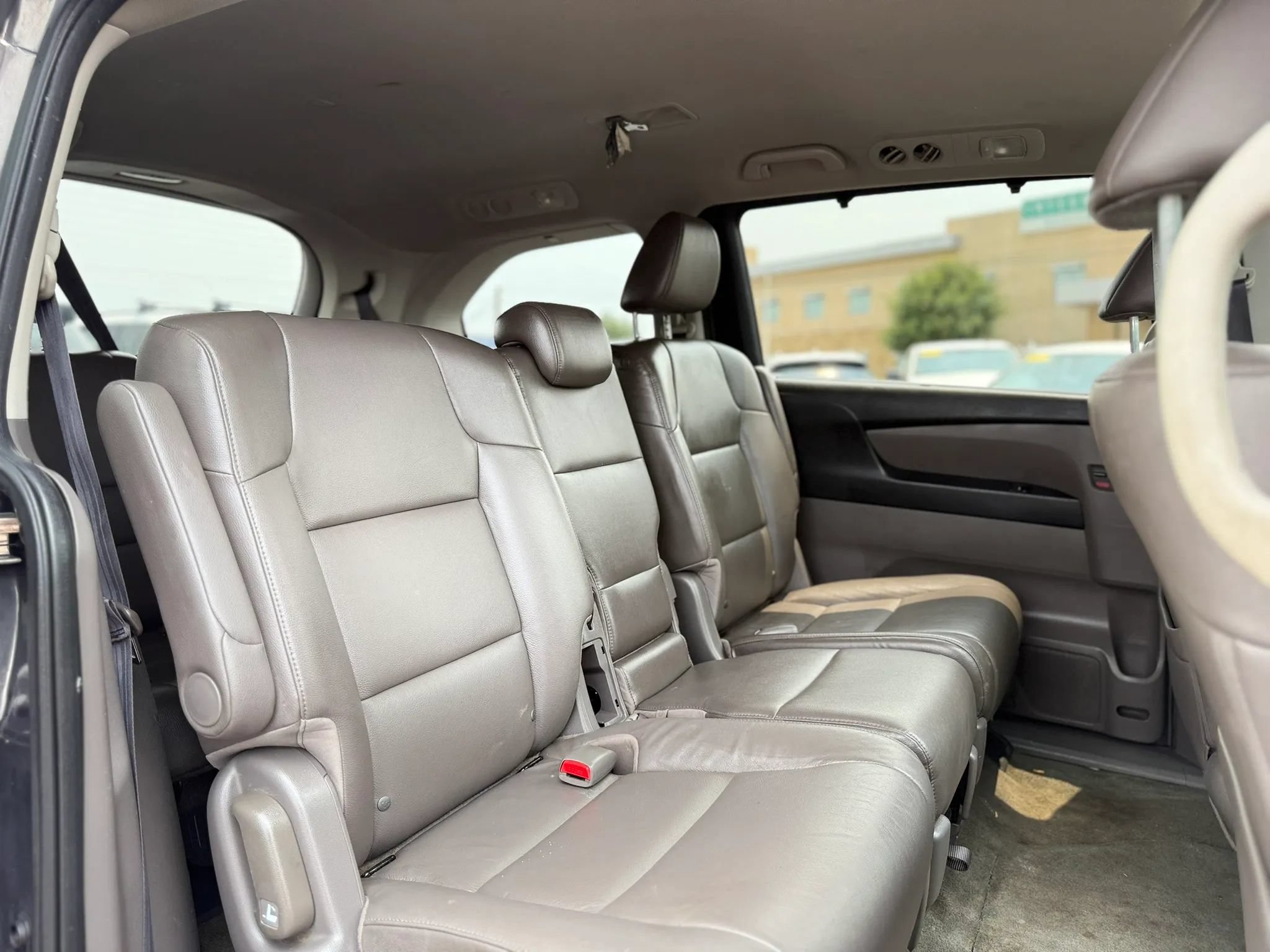 Used 2016 Honda Odyssey EX-L image 36