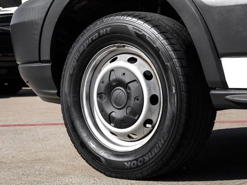 Used 2015 Ford Transit 250 148 Medium Roof image 47