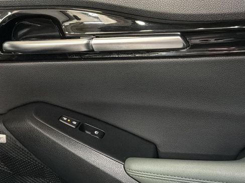 Used 2024 Kia Seltos SX image 16