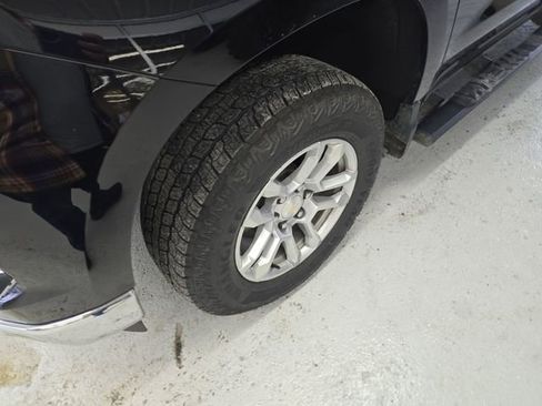 Certified 2022 Chevrolet Silverado 1500 LT image 9