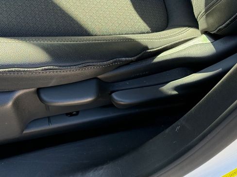 Used 2025 Buick Encore GX Preferred image 23