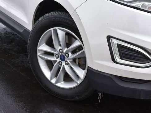 Used 2015 Ford Edge SEL w/ Equipment Group 201A image 3