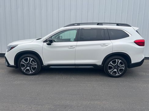 Used 2024 Subaru Ascent Limited AWD/4WD image 3