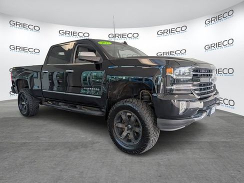 Used 2017 Chevrolet Silverado 1500 LTZ image 1