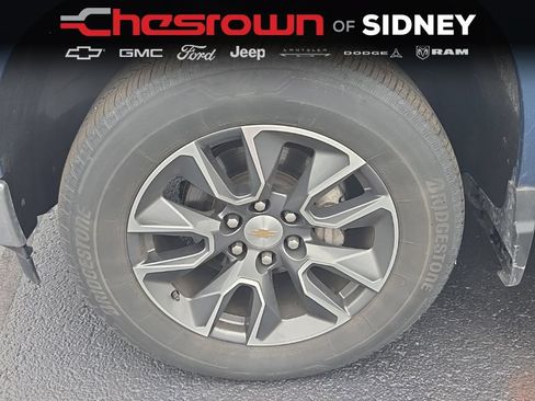 Used 2024 Chevrolet Silverado 1500 LT AWD/4WD image 9