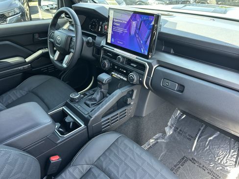 Used 2026 Toyota 4Runner TRD Sport Premium AWD/4WD image 9