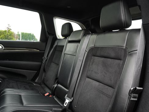 Used 2018 Jeep Grand Cherokee Trackhawk AWD/4WD image 28
