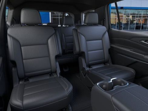 New 2026 Chevrolet Traverse LT w/ Sun and Wheel Package FWD image 17