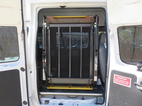 Used 2013 Ford E-250 and Econoline 250 Extended w/ PWR Group image 30