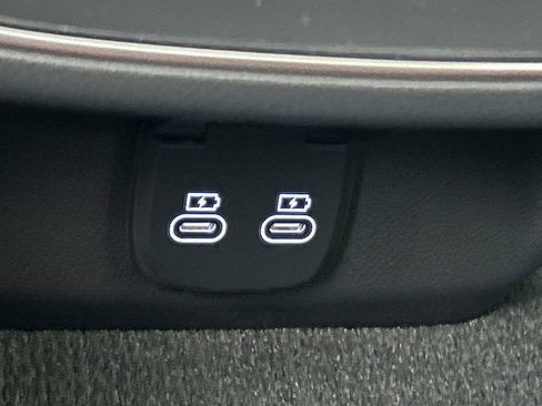 New 2026 Genesis GV70 2.5T Advanced image 23