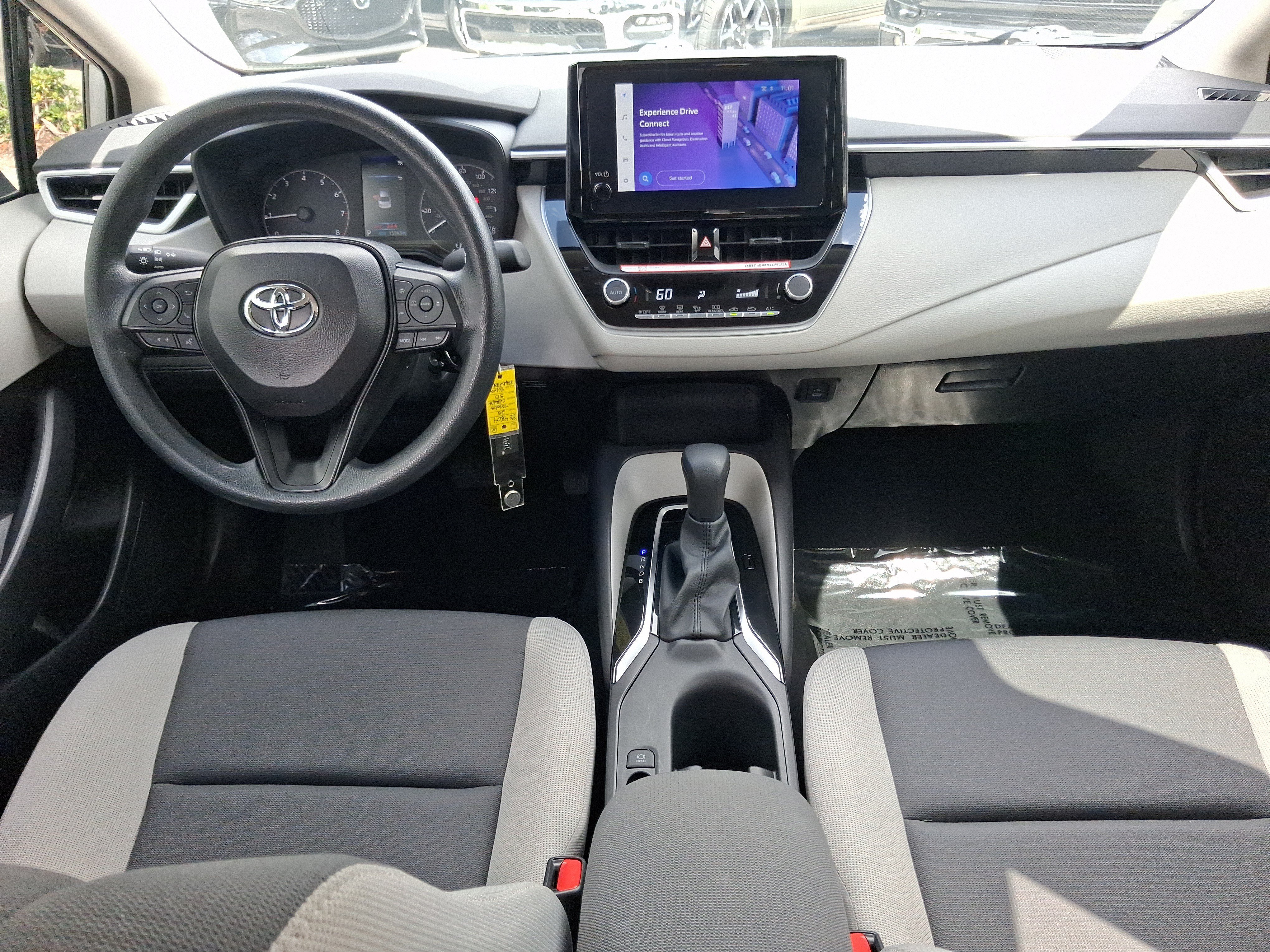 Used 2025 Toyota Corolla LE FWD image 7
