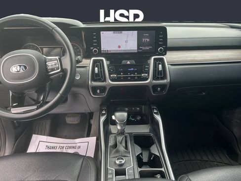 Used 2021 Kia Sorento EX w/ EX AWD X-Line Package image 11