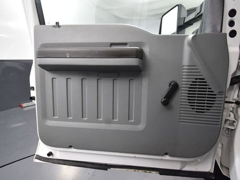 Used 2015 Ford F350 XL image 17