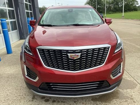 Used 2025 Cadillac XT5 Premium Luxury w/ LPO, Floor Liner Package AWD/4WD image 3