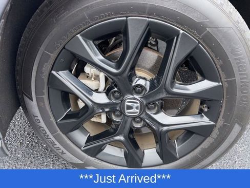 Used 2023 Honda HR-V Sport image 2