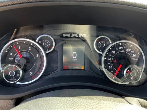 Used 2025 RAM 2500 Tradesman AWD/4WD image 22