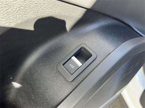 Used 2023 Audi Q5 2.0T Premium Plus w/ Premium Plus Package image 20