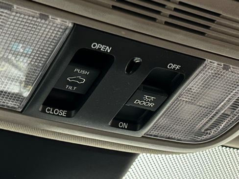 Used 2021 Honda Odyssey EX-L image 24