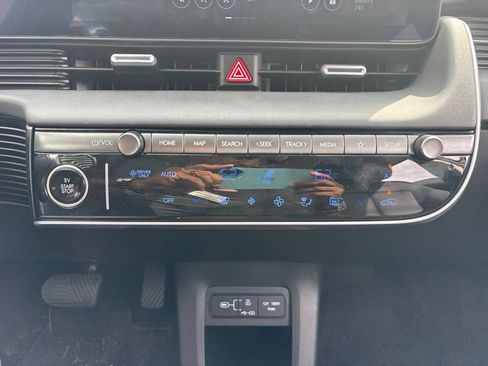 Used 2026 Hyundai Ioniq 5 Limited RWD image 23