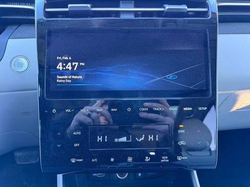 Used 2022 Hyundai Tucson Limited image 13