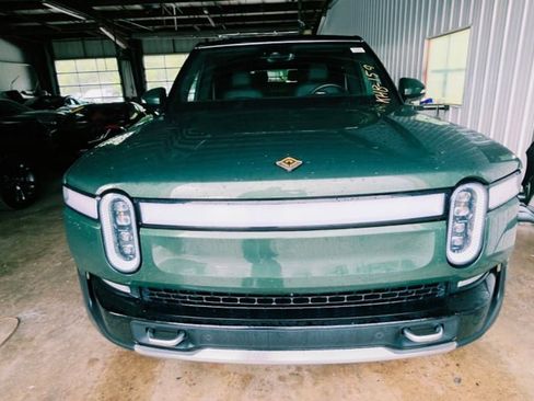 Used 2022 Rivian R1S Launch Edition AWD/4WD image 2