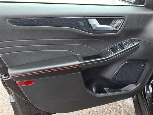 Certified 2024 Ford Escape ST-Line w/ Tech Pack #1 image 13