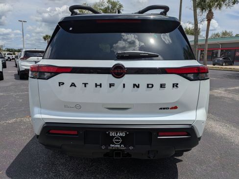 New 2026 Nissan Pathfinder Rock Creek AWD/4WD image 5