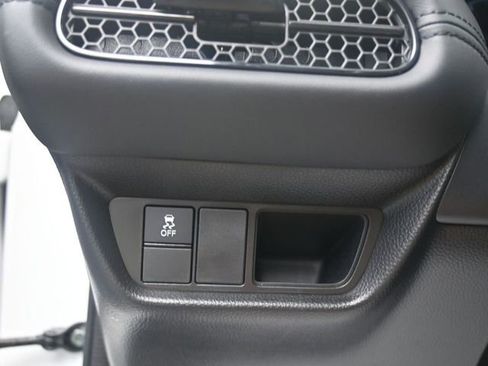 Used 2025 Honda HR-V LX image 13