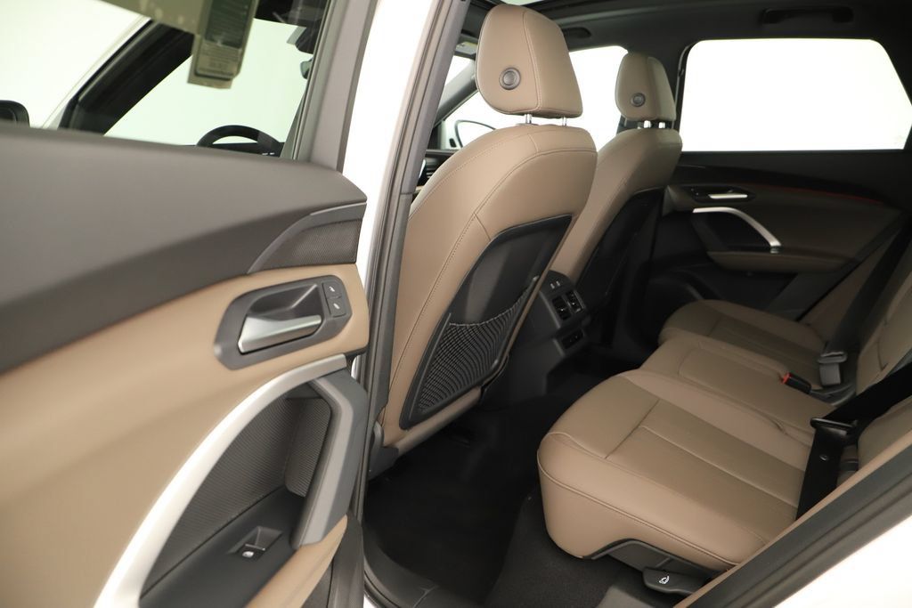 New 2026 Audi Q5 Premium AWD/4WD image 32