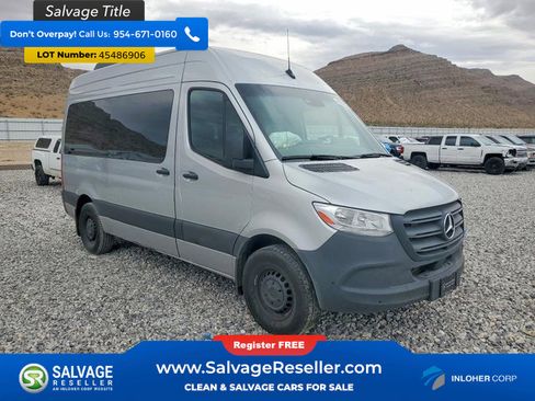 Used 2024 Mercedes-Benz Sprinter 2500 image 5
